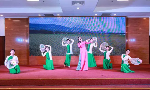 Đoàn ĐBQH tỉnh Quảng Nam dự họp mặt Hội đồng hương Quảng Nam tại Hà Nội